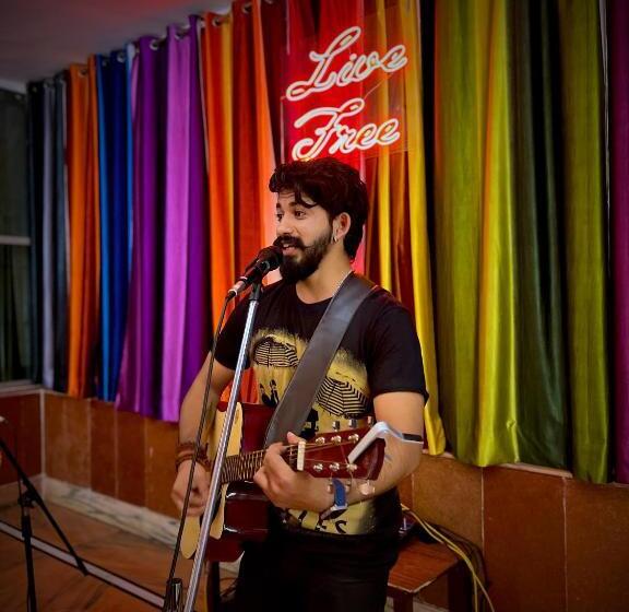 Live Free Hostel Rishikesh