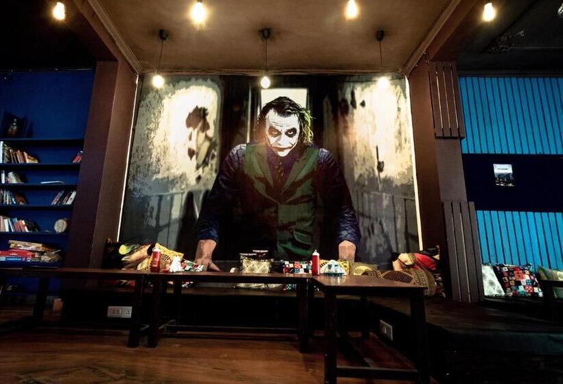 Live Free Hostel Rishikesh