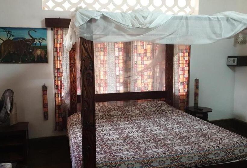 Marijani Holiday Resort