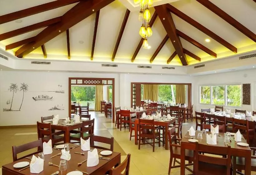 リゾートホテル Lake Canopy Alleppey