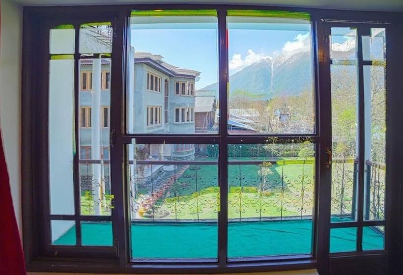 Resort Premier Pahalgam