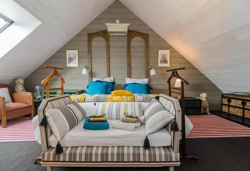 تختخواب و صبحانه La Maison Bizienne Guérande