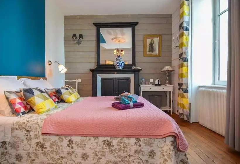 تختخواب و صبحانه La Maison Bizienne Guérande