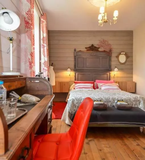 تختخواب و صبحانه La Maison Bizienne Guérande