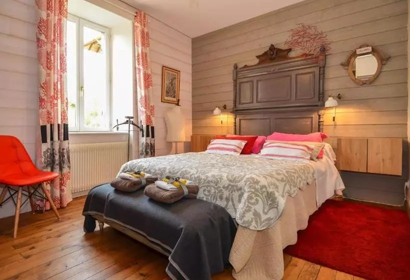 تختخواب و صبحانه La Maison Bizienne Guérande