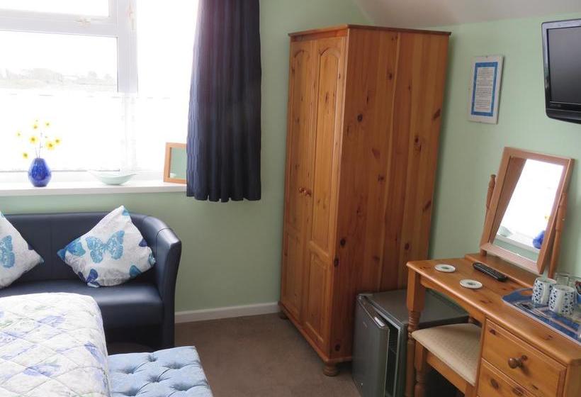 تختخواب و صبحانه Monterey Pines