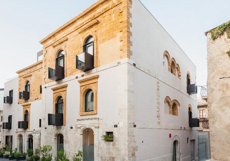 בית מלון כפרי Alba Palace