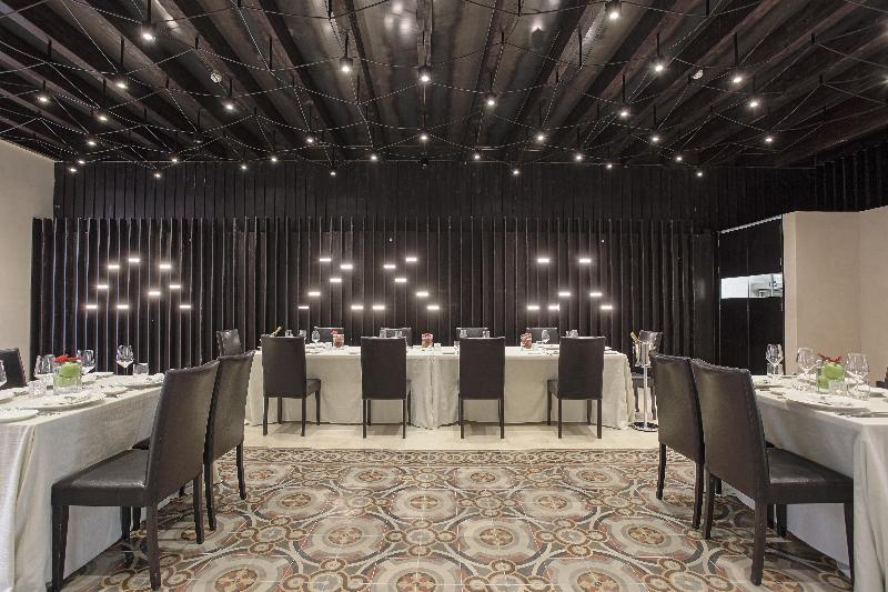 בית מלון כפרי Alba Palace