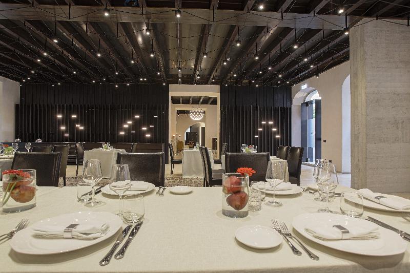 בית מלון כפרי Alba Palace