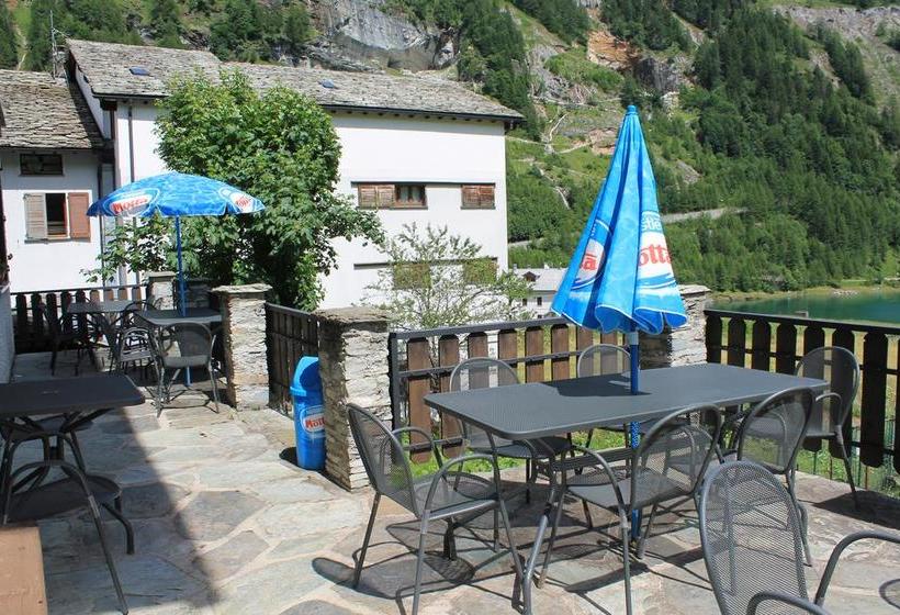 Szálloda Albergo Mangusta