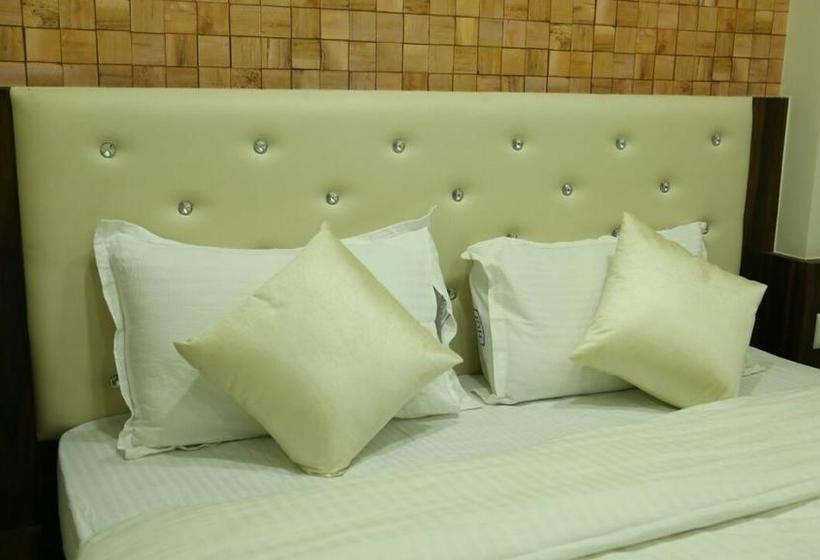 בית מלון כפרי Gitanjali Inn By Bizzgrow , Ahmedabad