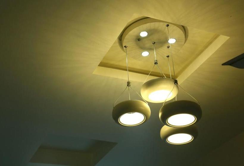 בית מלון כפרי Gitanjali Inn By Bizzgrow , Ahmedabad