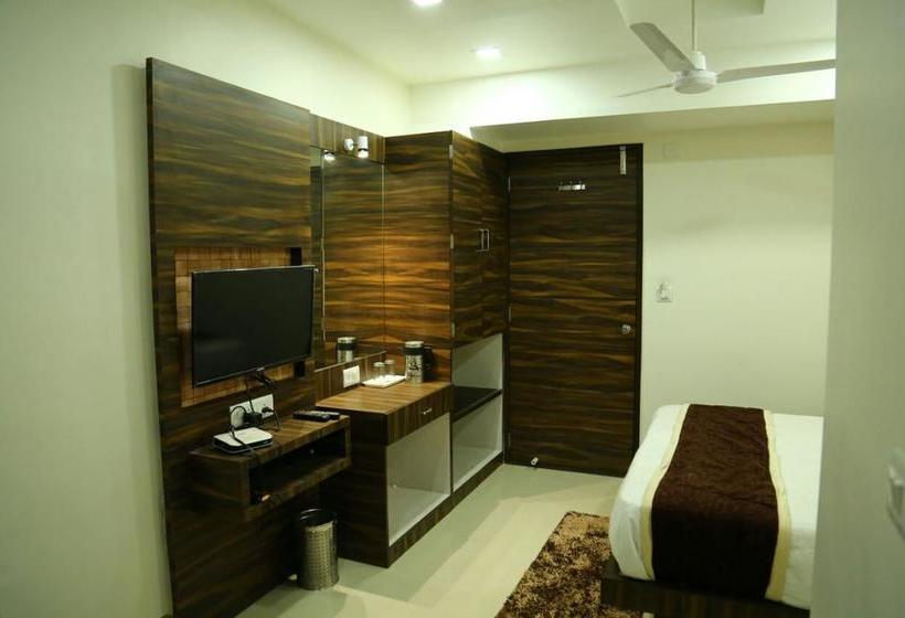 בית מלון כפרי Gitanjali Inn By Bizzgrow , Ahmedabad