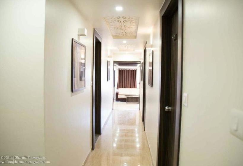 בית מלון כפרי Gitanjali Inn By Bizzgrow , Ahmedabad