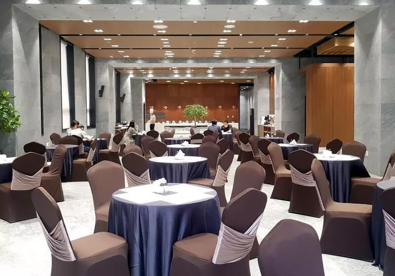 Gloucester Hotel Cheongju