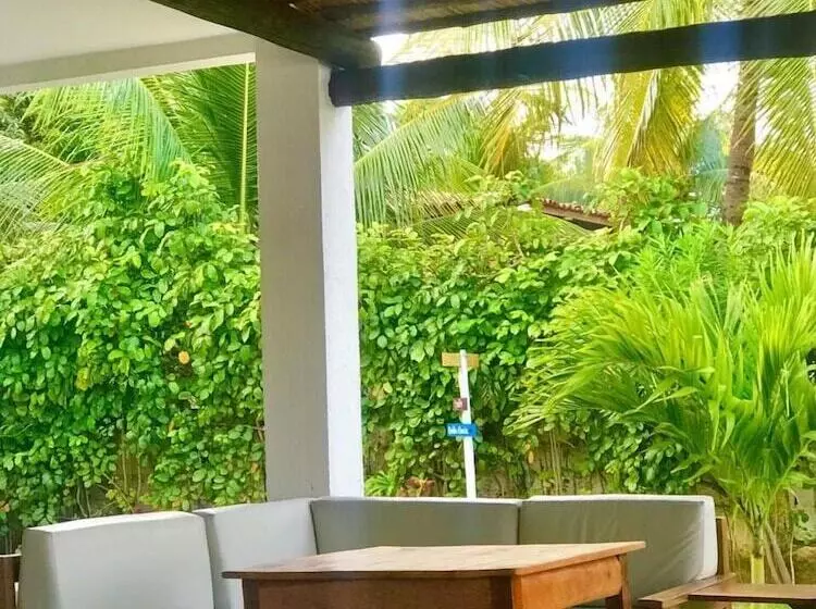 ホテル Pousada Ninanoa