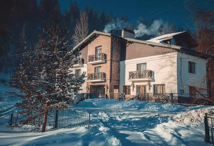 Hotelli Villa Billa