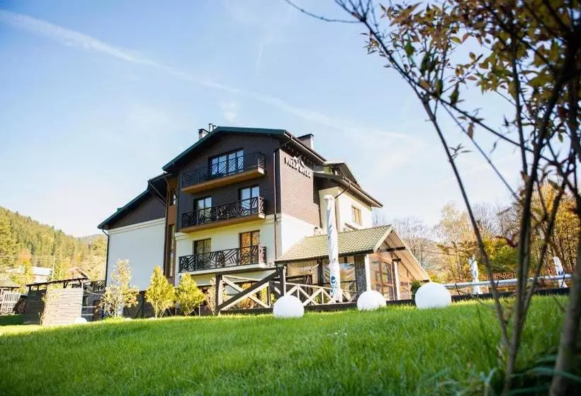Hotelli Villa Billa
