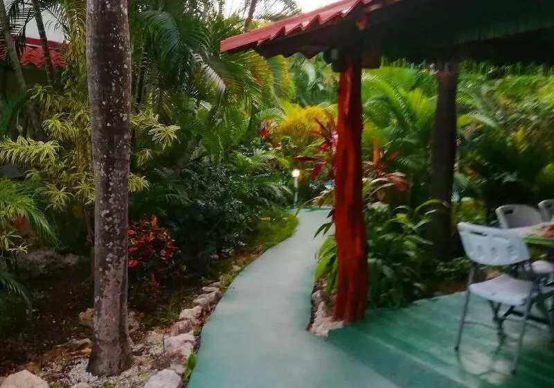 Hotelli Villas Verdes