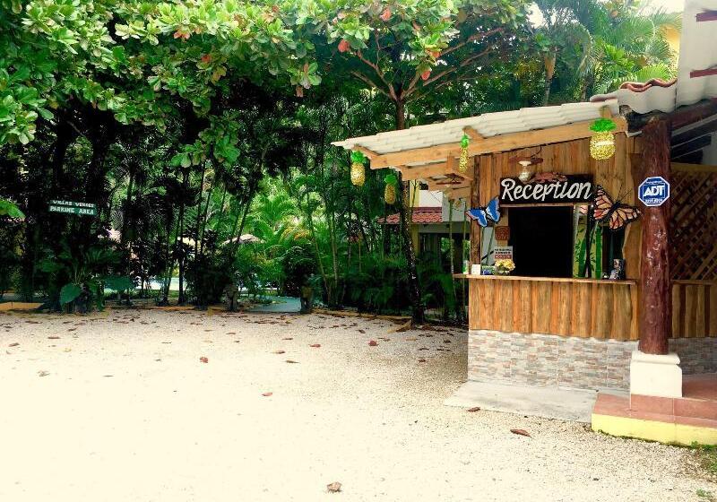 هتل Villas Verdes