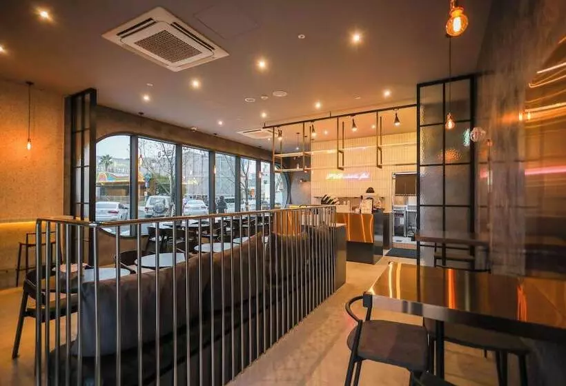 ホテル Whistlelark Jeju