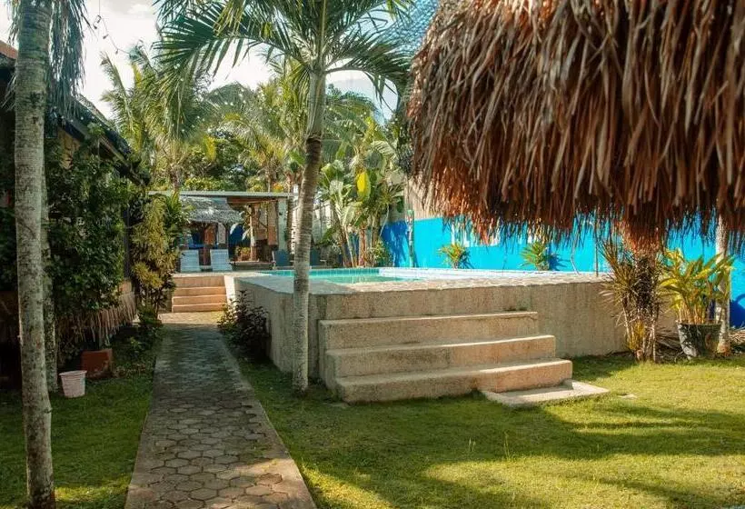 Island Tiki Paradise Resort