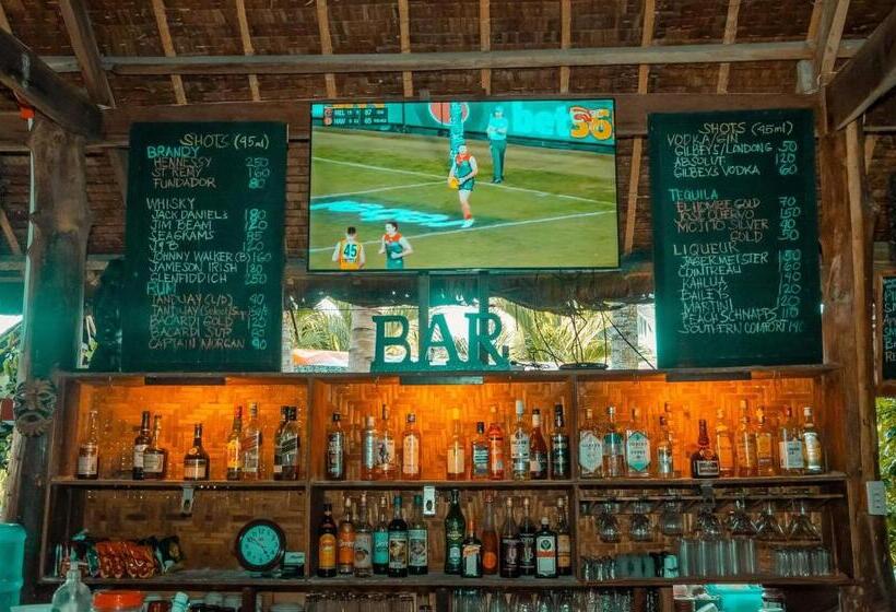 Island Tiki Paradise Resort