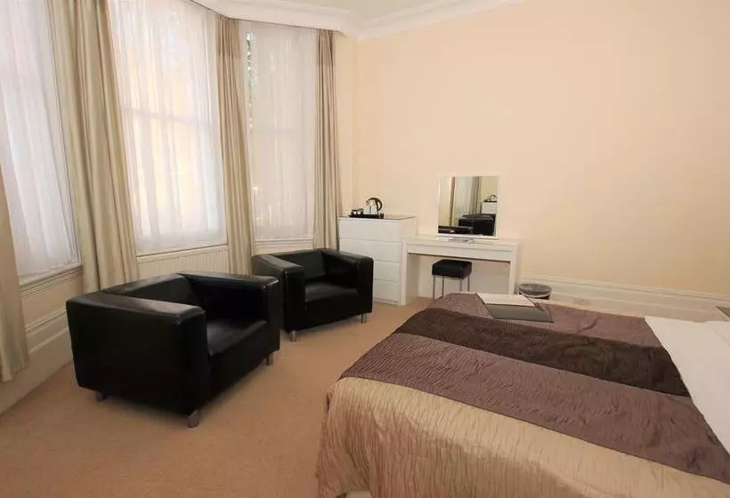 Albany Hotel