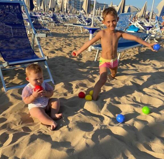 צימר Casa Merano Residence & Ristorante Bibione Centro