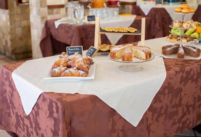 צימר Casa Merano Residence & Ristorante Bibione Centro