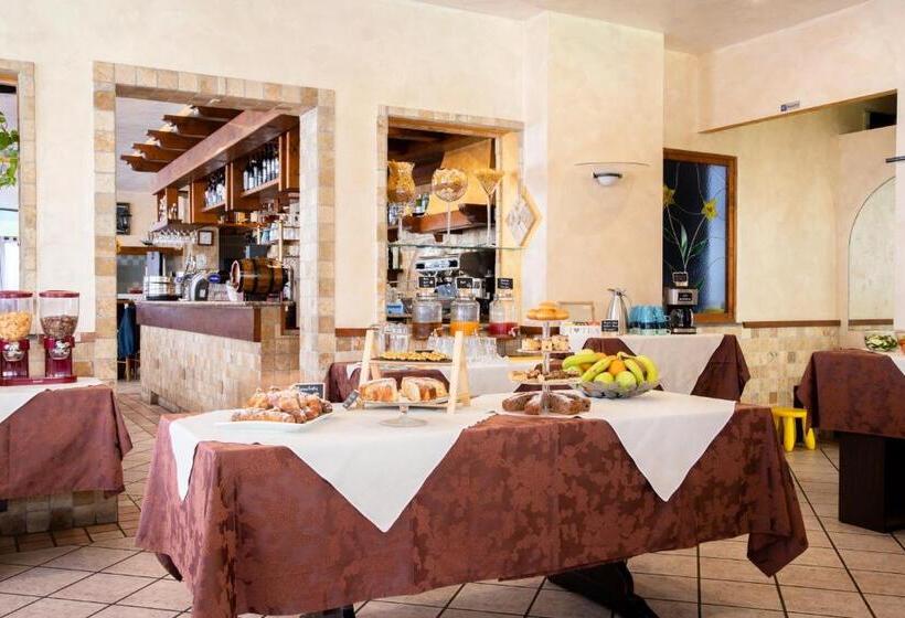 צימר Casa Merano Residence & Ristorante Bibione Centro