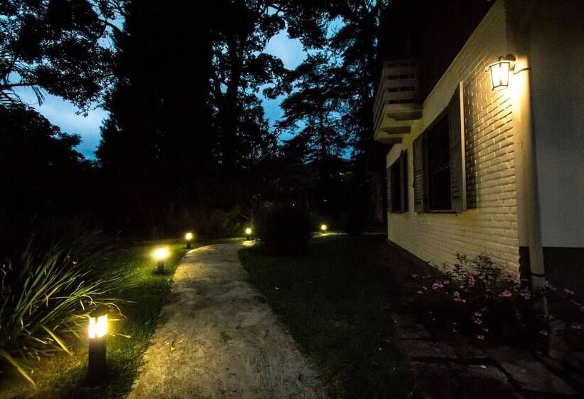 تختخواب و صبحانه Pousada Chacara Arace