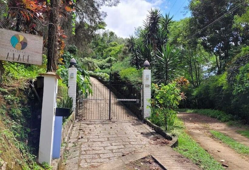 تختخواب و صبحانه Pousada Chacara Arace