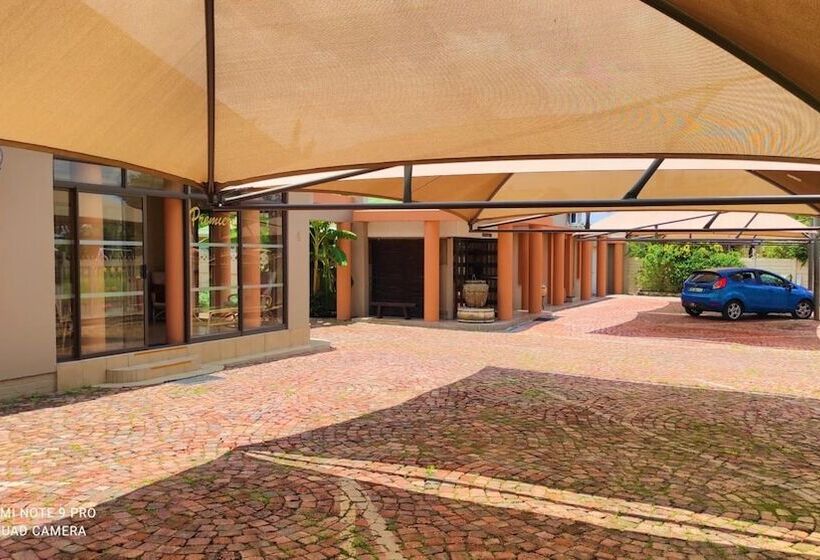 Aamiaismajoitus (B&B) Premiere Guesthouse