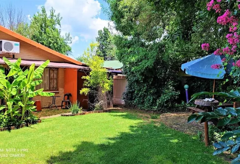 تختخواب و صبحانه Premiere Guesthouse