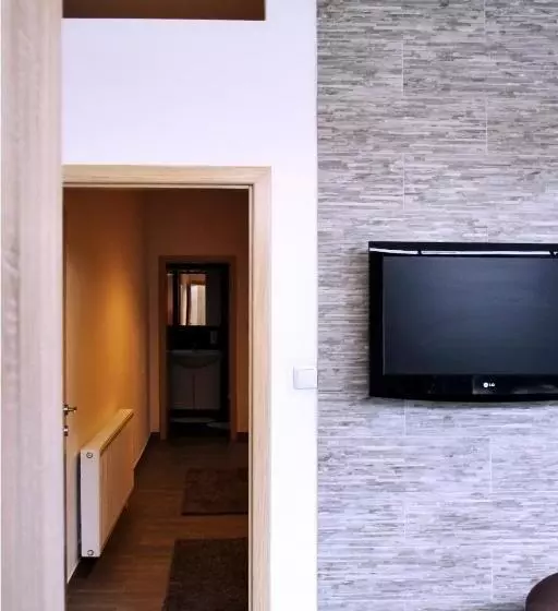 ベッドアンドブレックファースト Rooms Fitea