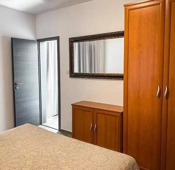 ベッドアンドブレックファースト Sobe/rooms Riva