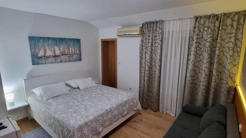 Bed and Breakfast Sobe/rooms Riva