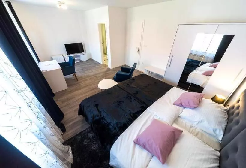 Aamiaismajoitus (B&B) Villa Gradski Vrt