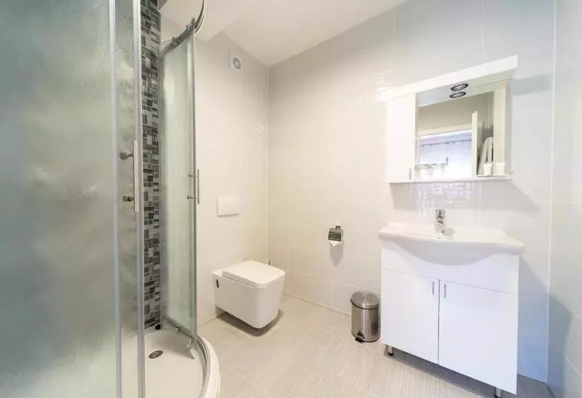 Aamiaismajoitus (B&B) Villa Gradski Vrt