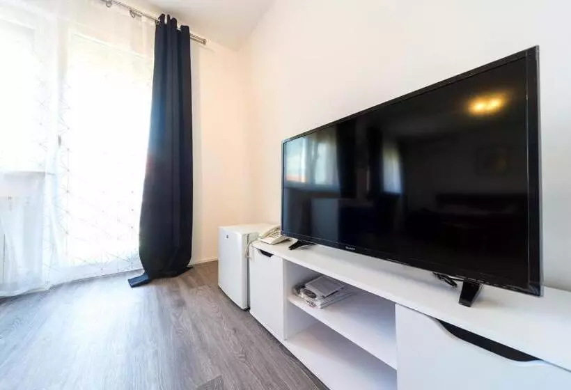 Aamiaismajoitus (B&B) Villa Gradski Vrt