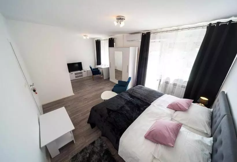 Aamiaismajoitus (B&B) Villa Gradski Vrt