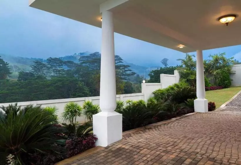 Resort Fox Kandy