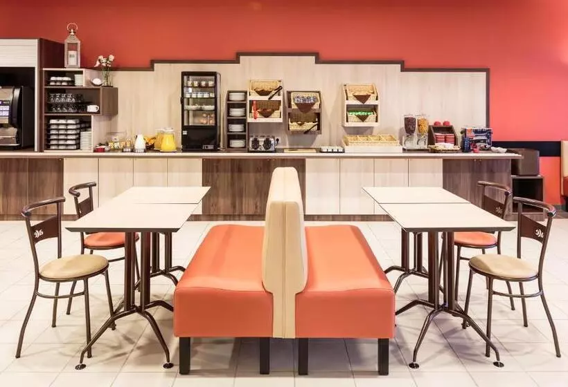 Hotelli Ace Hôtel Paris Marne La Vallée