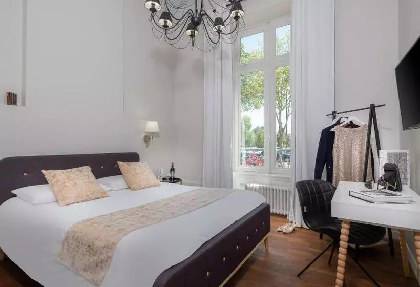 Hotelli De Paris