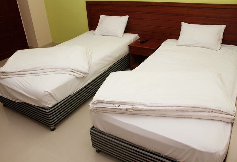 هتل Lighthouse Family Retreat