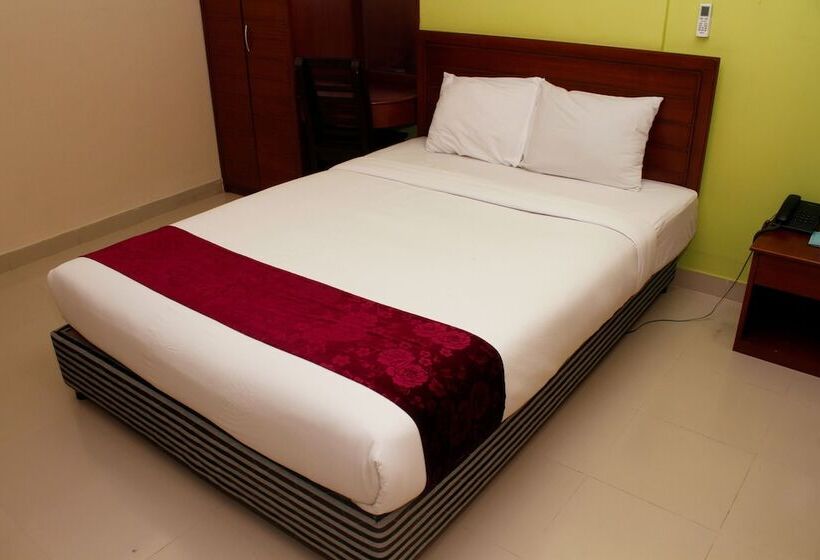 هتل Lighthouse Family Retreat