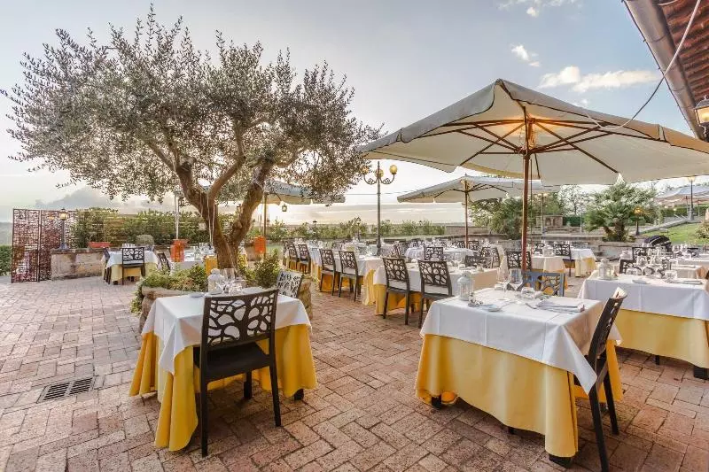 ホテル Ristorante La Pergola