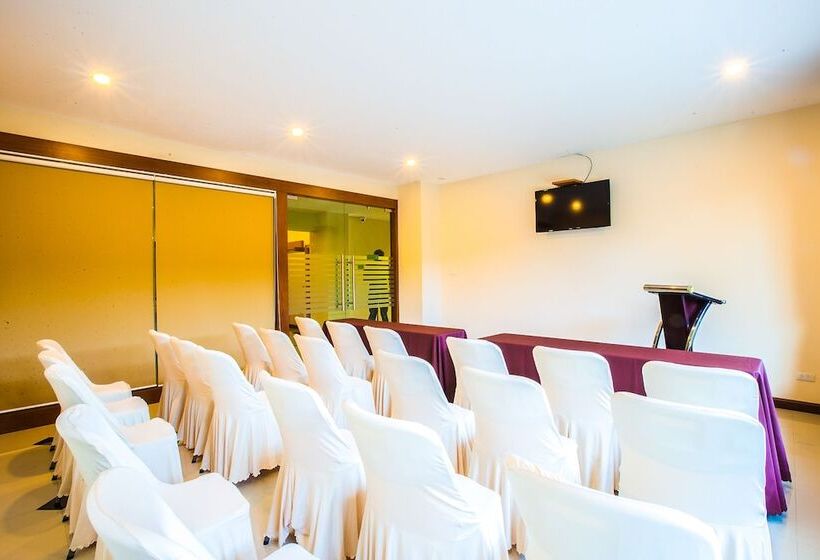 호텔 Romantic Khon Kaen