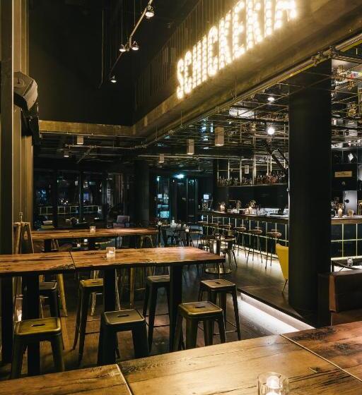 Ruby Lilly Hotel Munich